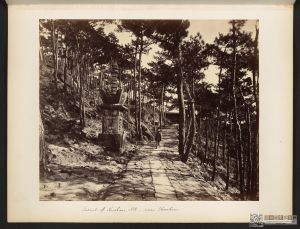 鼓山万寿塔，拍摄于1876-1877年间，来自哈佛大学图书馆